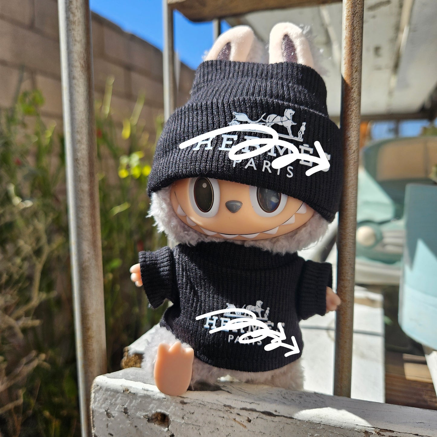 Designer H Beanie & Shirt Clothes Labubu